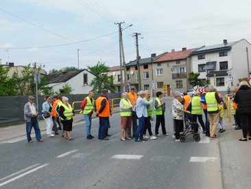 W Działoszynie odbył się dziś protest na krajowej 42